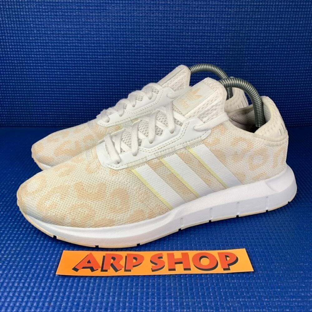 ADIDAS SWIFT RUN X HALO Women`s Size 9 White Pink Athletic Running Shoes HO1907